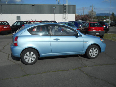 hyundai accent 2010 ice blue hatchback gs gasoline 4 cylinders front wheel drive 5 speed manual 99208