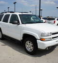 chevrolet tahoe 2005 white suv z71 gasoline 8 cylinders 4 wheel drive automatic 76087
