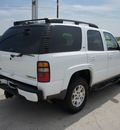 chevrolet tahoe 2005 white suv z71 gasoline 8 cylinders 4 wheel drive automatic 76087