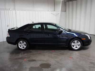ford fusion 2008 dk  blue sedan v6 se gasoline 6 cylinders front wheel drive automatic 76108