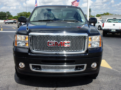 gmc sierra 1500 2011 black denali flex fuel 8 cylinders all whee drive automatic 33021