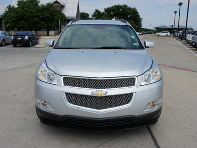 chevrolet traverse 2012 silver ltz gasoline 6 cylinders front wheel drive automatic 76087