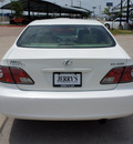 lexus es 330 2004 white sedan gasoline 6 cylinders front wheel drive automatic 76087