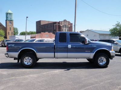 ford f 250 super duty 2004 blue xlt diesel 8 cylinders 4 wheel drive 4 speed with overdrive 61832