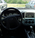 ford escape 2006 suv gasoline 6 cylinders all whee drive 4 speed automatic 45342