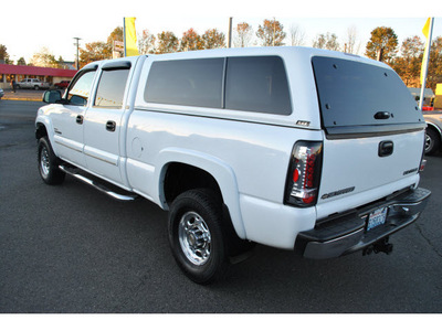 chevrolet silverado 2500hd 2001 white lt diesel 8 cylinders 4 wheel drive automatic with overdrive 98632