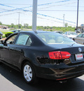 volkswagen jetta 2012 black sedan se gasoline 5 cylinders front wheel drive 6 speed automatic 46410