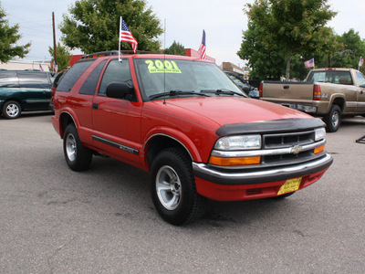 chevrolet blazer 2001 red suv gasoline 6 cylinders rear wheel drive 5 speed manual 80229