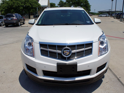 cadillac srx 2011 white gasoline 6 cylinders front wheel drive automatic 76087