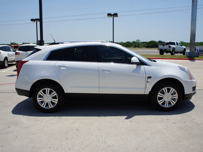 cadillac srx 2011 white gasoline 6 cylinders front wheel drive automatic 76087