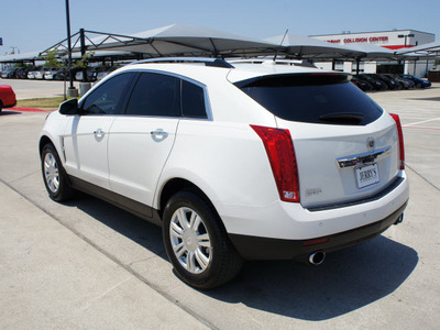 cadillac srx 2011 white gasoline 6 cylinders front wheel drive automatic 76087