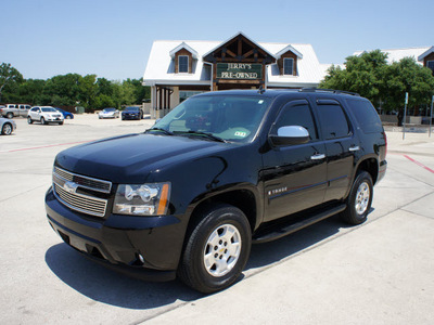 chevrolet tahoe 2007 black suv lt flex fuel 8 cylinders rear wheel drive automatic 76087