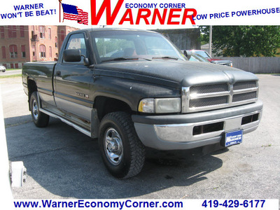 dodge 2500 ram 1995 black pickup truck 4x4 gasoline v8 4 wheel drive automatic with overdrive 45840