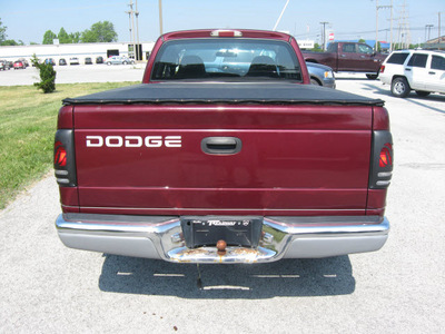 dodge dakota 2000 dk  red pickup truck slt gasoline 6 cylinders rear wheel drive automatic with overdrive 45840