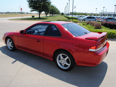 honda prelude 2001 red coupe type sh gasoline 4 cylinders front wheel drive 5 speed manual 76018