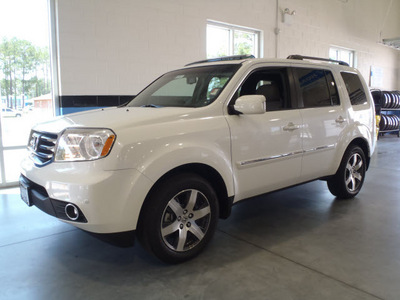 honda pilot 2012 white suv touring gasoline 6 cylinders front wheel drive automatic 28557