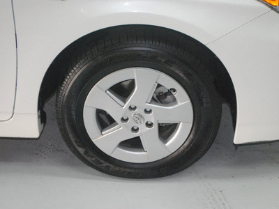 toyota prius 2010 white hybrid 4 cylinders front wheel drive automatic 91731