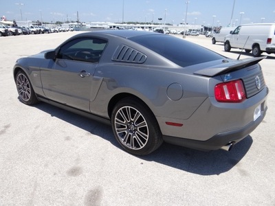 ford mustang 2010 dk  gray coupe gt gasoline 8 cylinders rear wheel drive 6 speed manual 77388