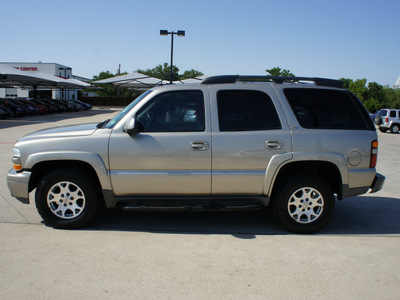 chevrolet tahoe 2002 pewter suv z71 flex fuel 8 cylinders 4 wheel drive automatic 76087