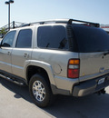 chevrolet tahoe 2002 pewter suv z71 flex fuel 8 cylinders 4 wheel drive automatic 76087