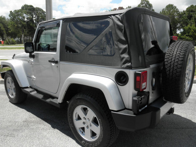 jeep wrangler 2008 silver suv sahara gasoline 6 cylinders 4 wheel drive automatic with overdrive 32783