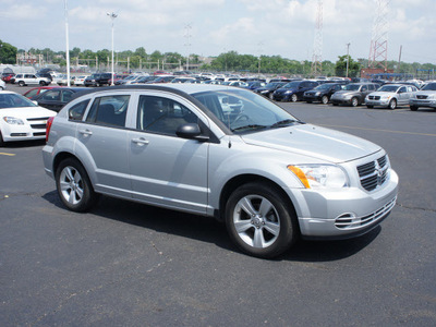 dodge caliber 2010 silver hatchback sxt gasoline 4 cylinders front wheel drive automatic 19153