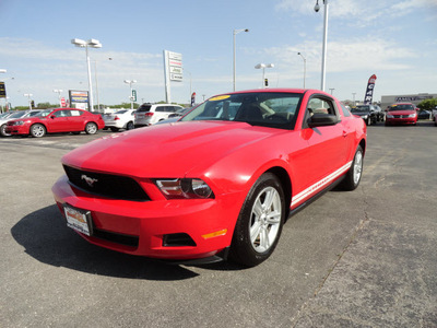 ford mustang 2010 red coupe 6 cylinders automatic 60443