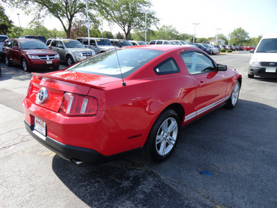 ford mustang 2010 red coupe 6 cylinders automatic 60443