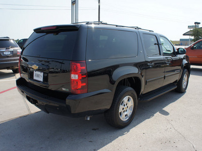 chevrolet suburban 2012 black suv lt flex fuel 8 cylinders 4 wheel drive automatic 76087