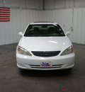 toyota camry 2002 white sedan le gasoline 4 cylinders front wheel drive automatic with overdrive 76108