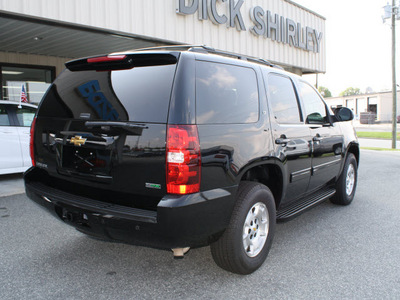 chevrolet tahoe 2010 black suv lt flex fuel 8 cylinders 2 wheel drive automatic 27215