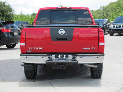 nissan titan 2011 red sv flex fuel 8 cylinders 2 wheel drive automatic 33884