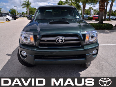 toyota tacoma 2009 green prerunner sr5 trd gasoline 6 cylinders 2 wheel drive automatic 32771