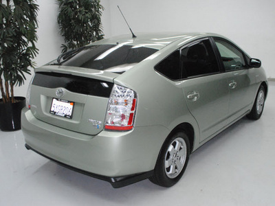 toyota prius 2007 lt  green hatchback hybrid 4 cylinders front wheel drive automatic 91731