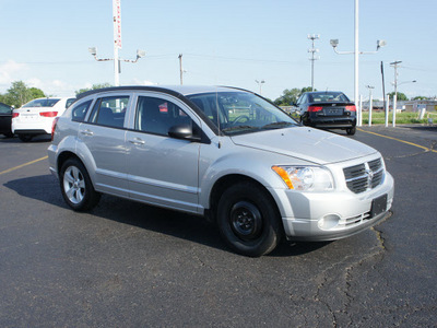 dodge caliber 2011 silver hatchback mainstreet gasoline 4 cylinders front wheel drive automatic 19153