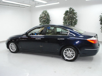 hyundai genesis 2011 blue sedan 3 8l v6 gasoline 6 cylinders rear wheel drive automatic 91731