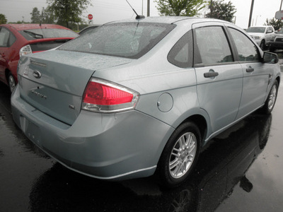ford focus 2008 sedan se gasoline 4 cylinders front wheel drive not specified 34788