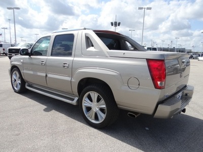 cadillac escalade ext 2002 silver pickup truck gasoline 8 cylinders all whee drive automatic 77388