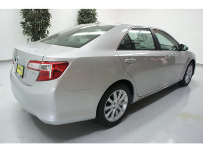 toyota camry 2012 silver sedan xle v6 gasoline 6 cylinders front wheel drive automatic 91731