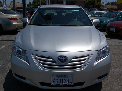 toyota camry 2009 silver sedan le gasoline 4 cylinders front wheel drive automatic 94010