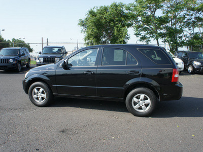 kia sorento 2009 black suv gasoline 6 cylinders 2 wheel drive automatic 19153