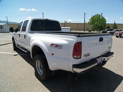 ford f 350 2004 white super duty diesel 8 cylinders 4 wheel drive automatic 81212