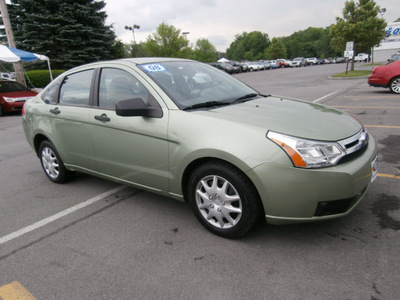 ford focus 2008 green sedan s gasoline 4 cylinders front wheel drive 5 speed manual 13502