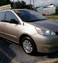 toyota sienna 2004 lt  brown van ce 7 passenger gasoline 6 cylinders front wheel drive automatic 32401