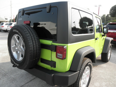 jeep wrangler 2012 green suv sport gasoline 6 cylinders 4 wheel drive 6 speed manual 34731