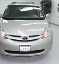 toyota sienna 2008 silver van xle gasoline 6 cylinders front wheel drive automatic 91731