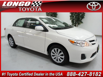 toyota corolla 2012 white sedan le gasoline 4 cylinders front wheel drive automatic 91731