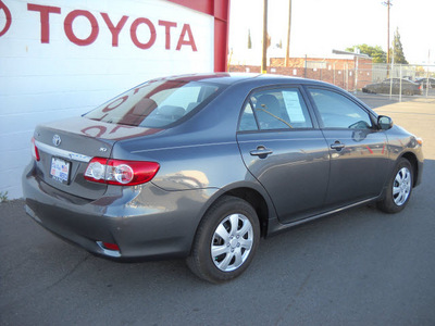 toyota corolla 2011 gray sedan gasoline 4 cylinders front wheel drive automatic 79925