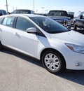 ford focus 2012 white hatchback se flex fuel 4 cylinders front wheel drive 6 speed automatic 77388
