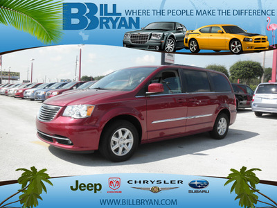 chrysler town and country 2012 red van touring flex fuel 6 cylinders front wheel drive automatic 34731